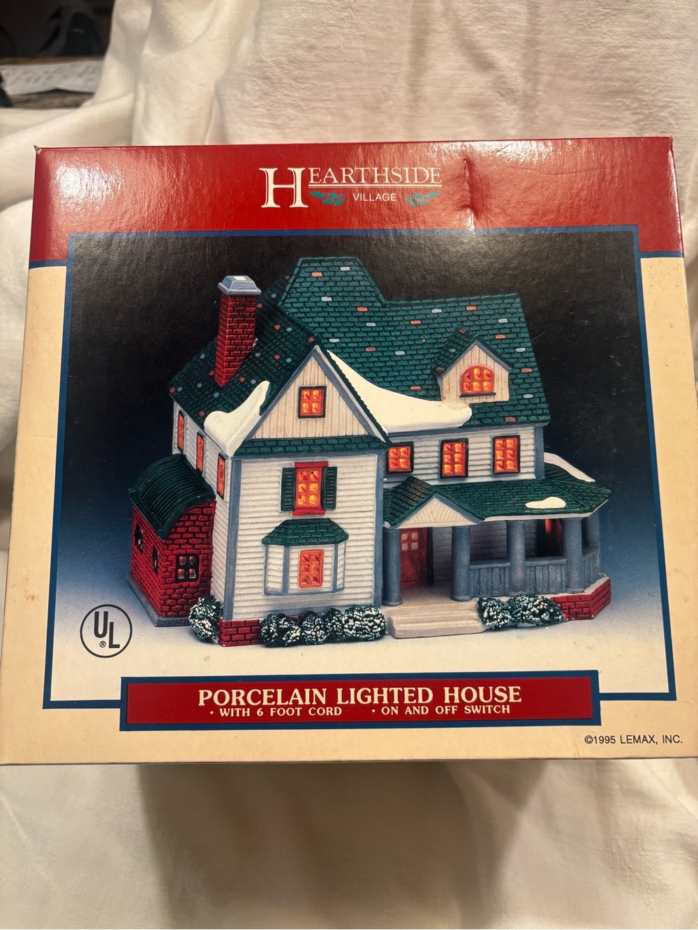 Vintage NIB Hearthside Porcelain Lighted House -